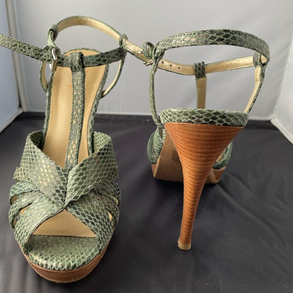 Green Peep Toe for Spring - Picture 4 of 7